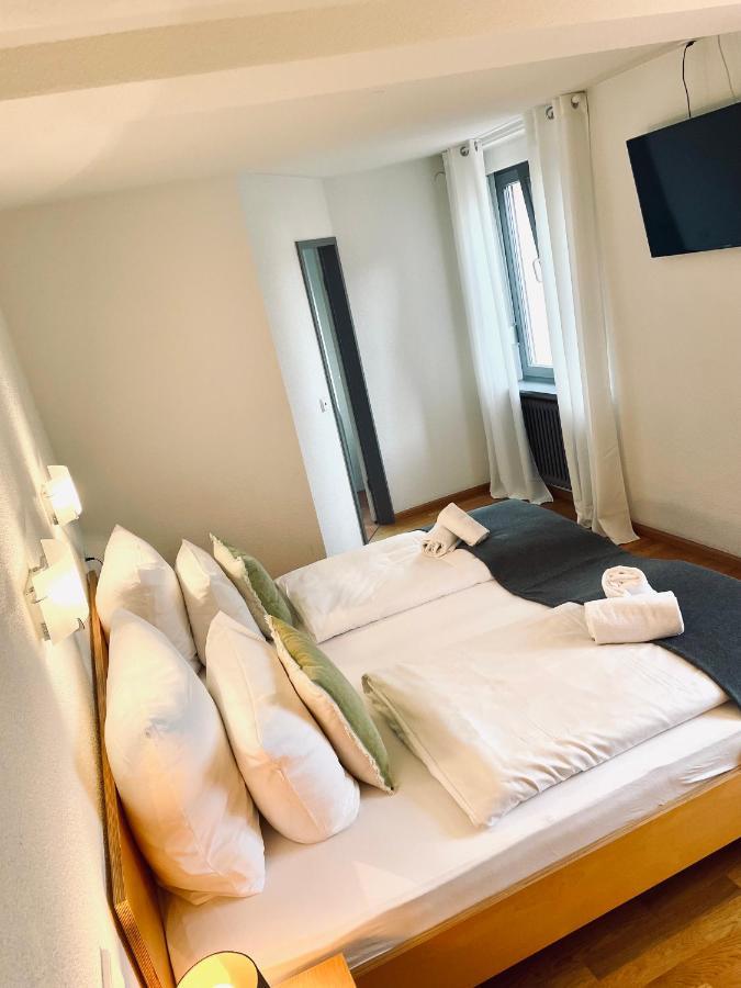 Hotel & Restaurant Gruener Baum Merzhausen Eksteriør bilde