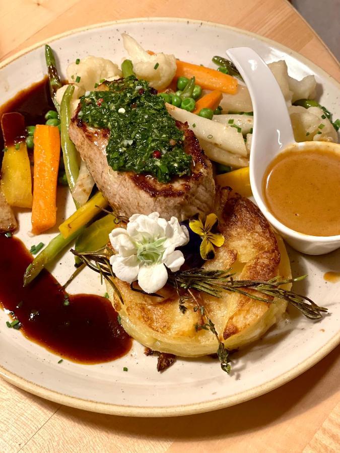Hotel & Restaurant Gruener Baum Merzhausen Eksteriør bilde