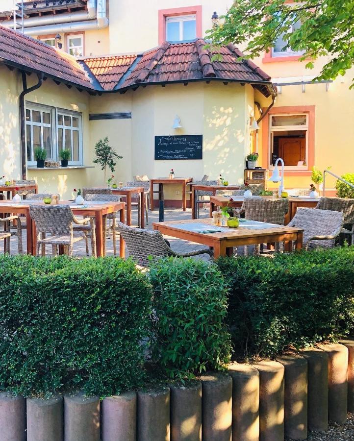 Hotel & Restaurant Gruener Baum Merzhausen Eksteriør bilde